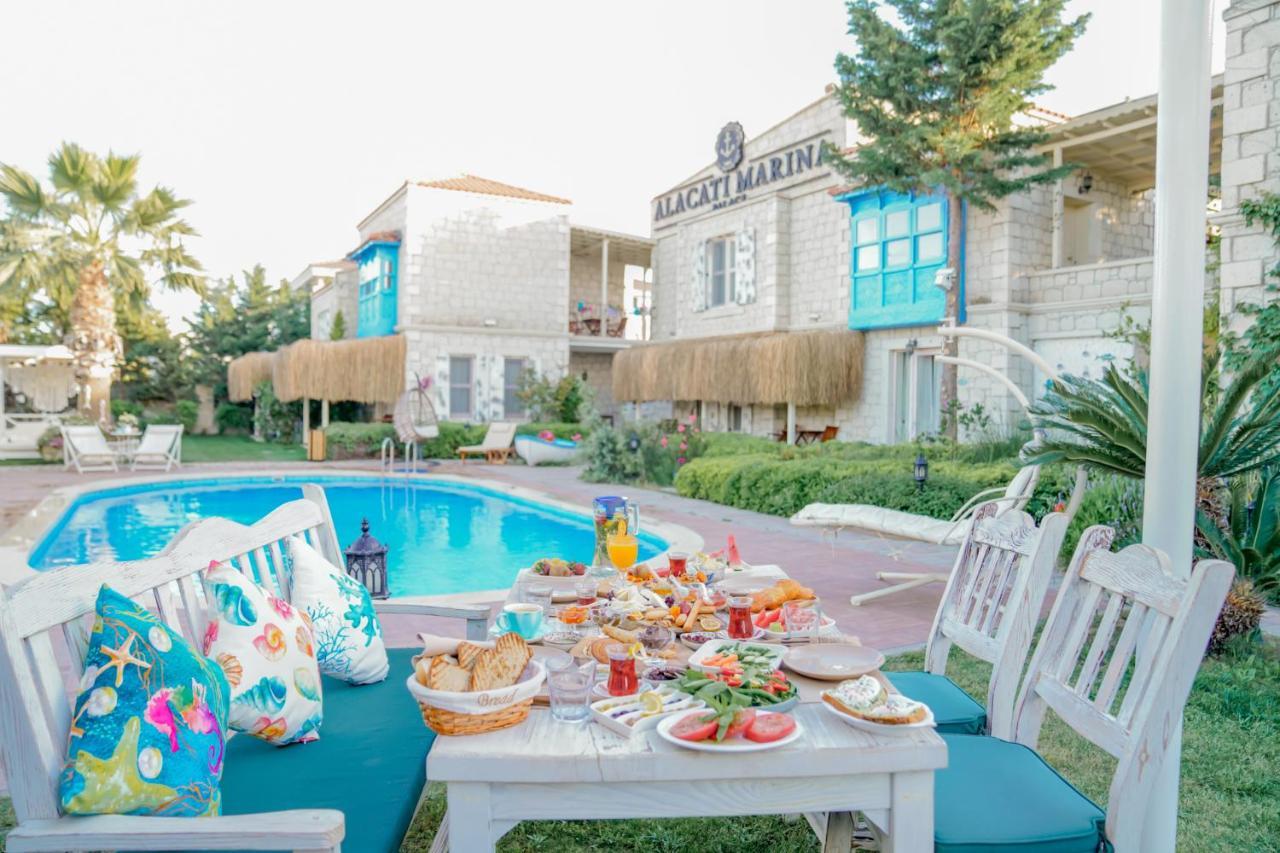 Alacati Marina Palace Ngoại thất bức ảnh