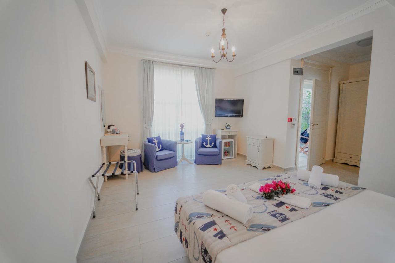 Alacati Marina Palace Ngoại thất bức ảnh