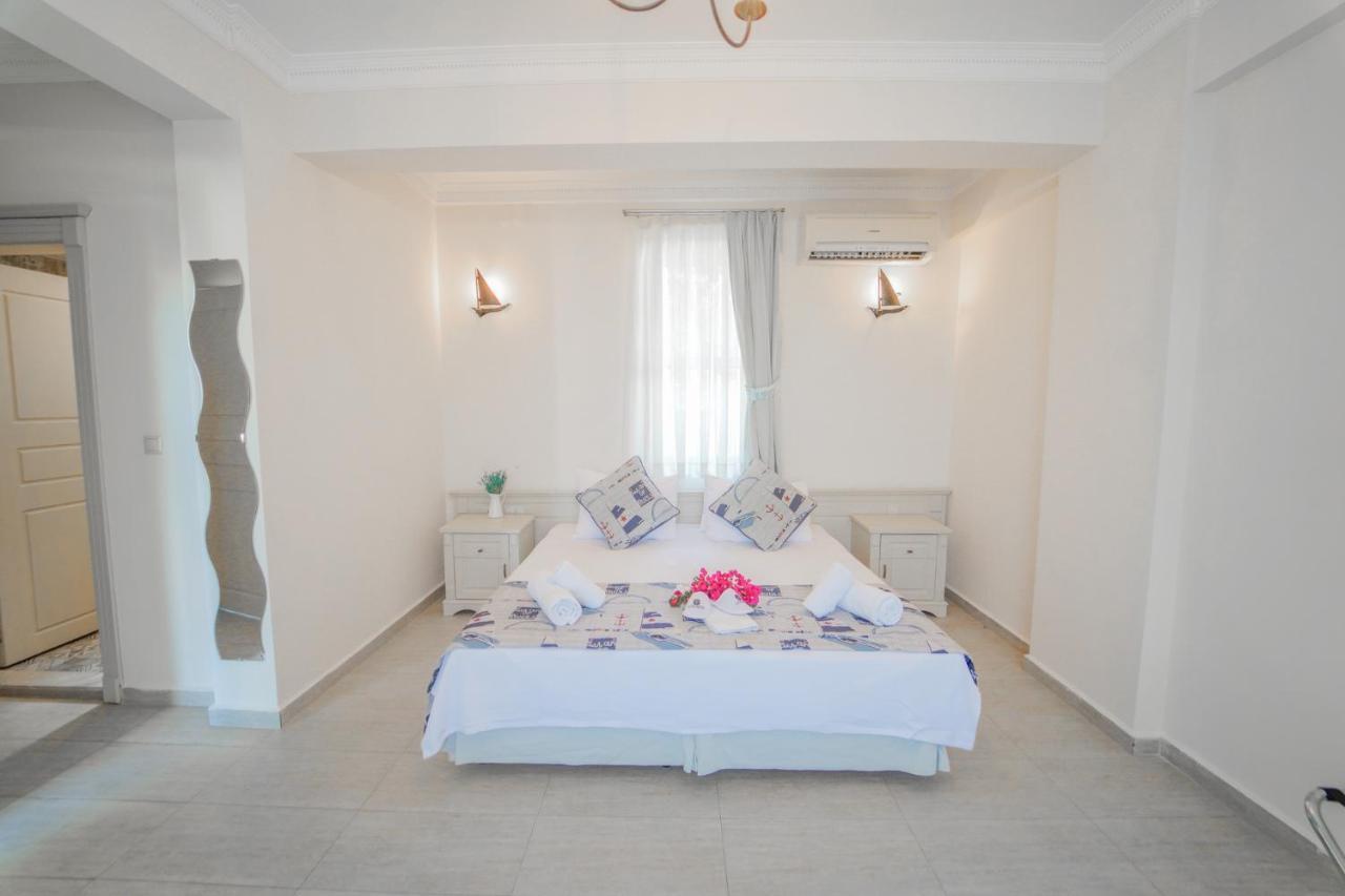 Alacati Marina Palace Ngoại thất bức ảnh